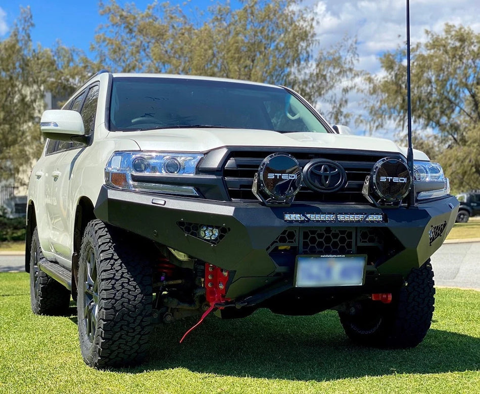 Offroad Animal Predator Bullbar for Toyota LandCruiser 200 Series (2015-2021)
