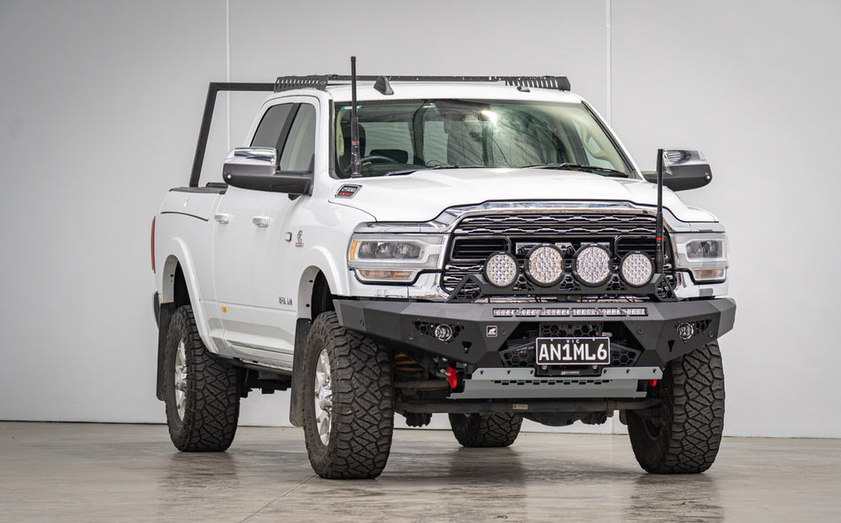 Offroad Animal Predator Bullbar for 3500 DJ2